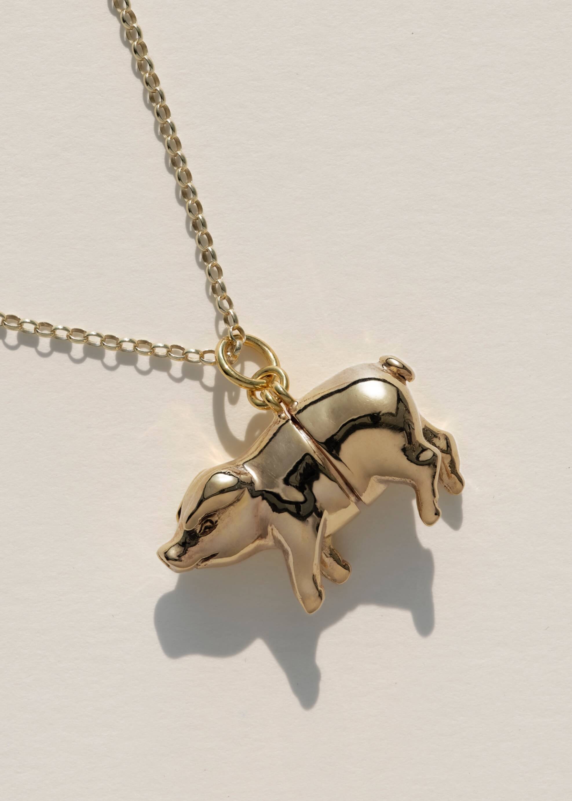 GOLD PIGLET LOCKET – Ferian