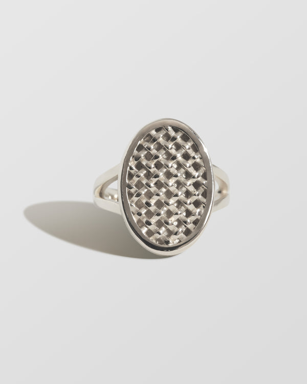 SILVER  LATTICE LOCKET RING