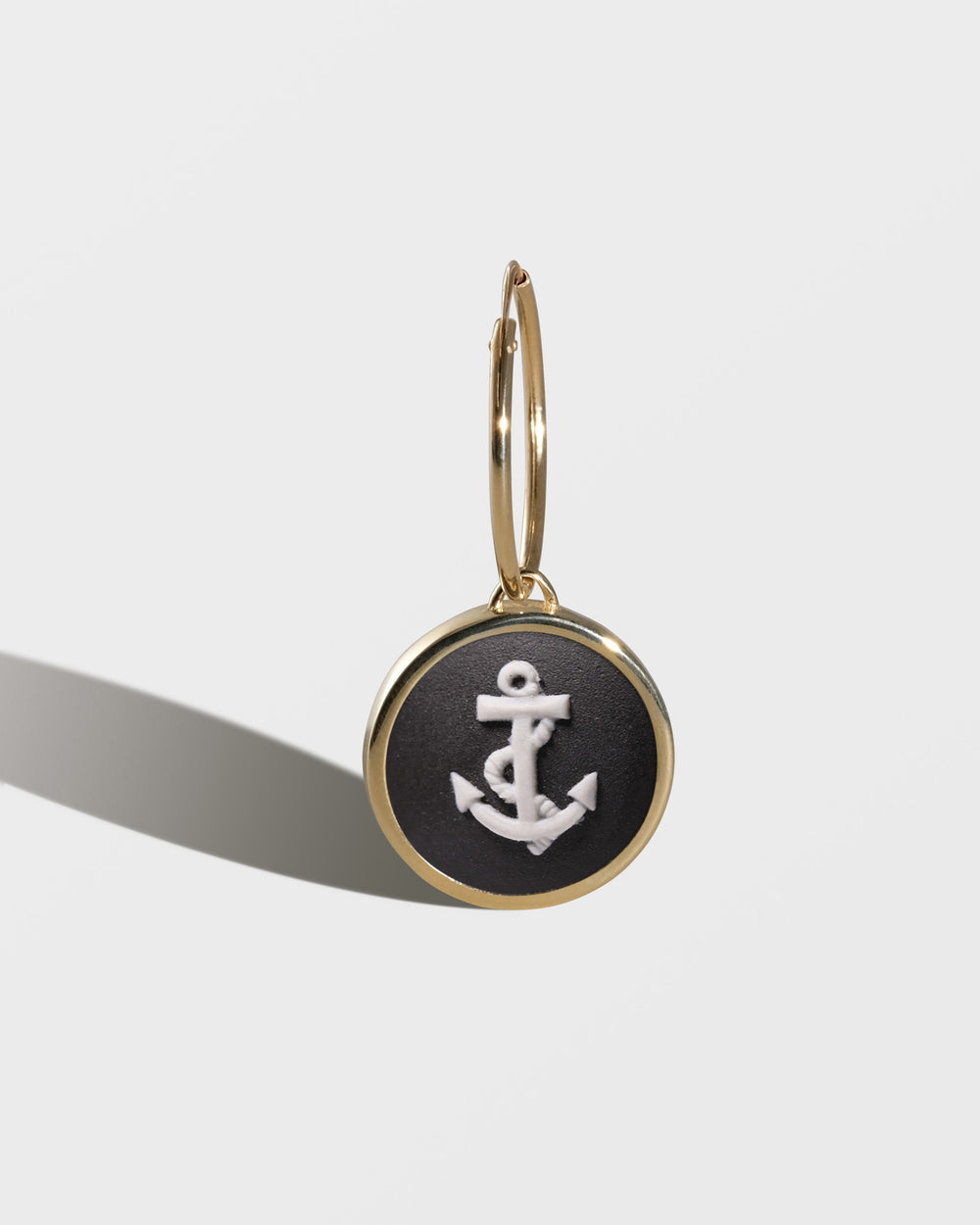 Ferian - Contemporary symbolic jewellery reframing British heritage.