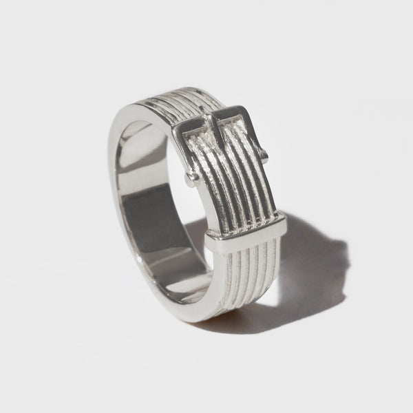 SILVER BUCKLE RING